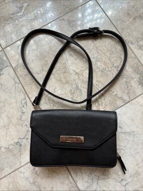 Nine West Black Crossbody Wallet Purse with Gold Plaque